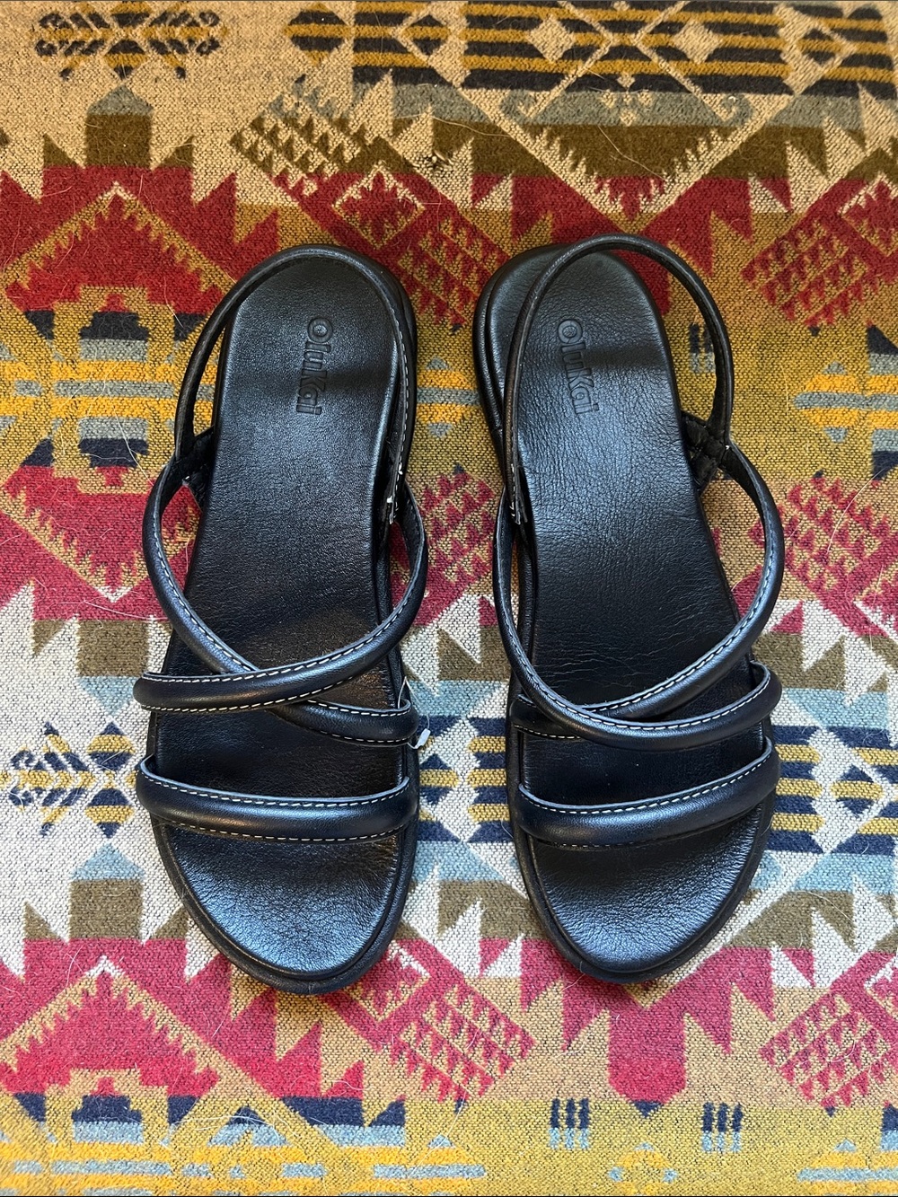 OluKai Tiare Strappy Black Sandal
